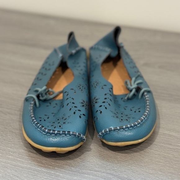 Walking Blue Women’s Stitched Leather Knobbing Sole Slip Ons Size 39 - Picture 4 of 8